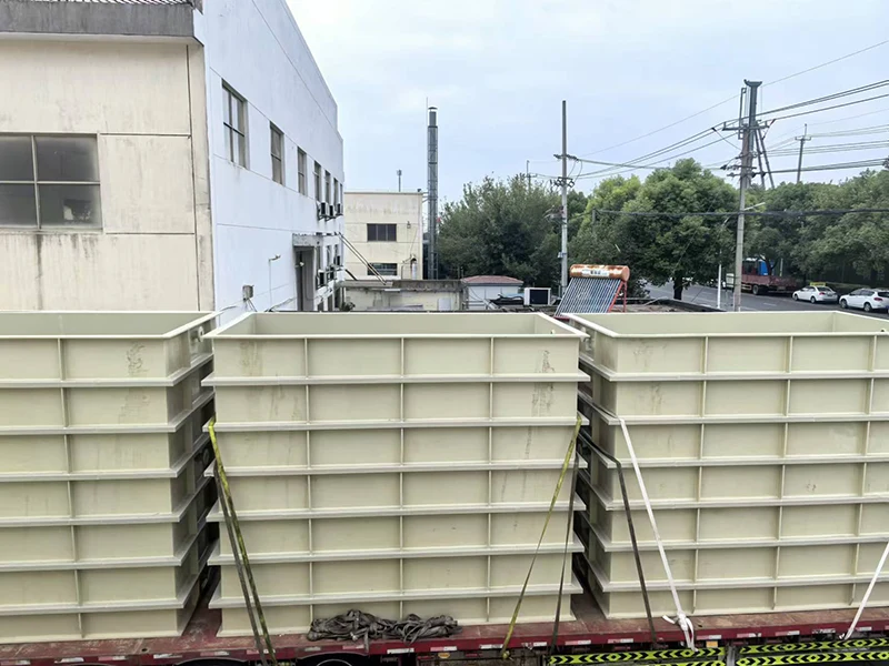 Réservoir de stockage carré PPH